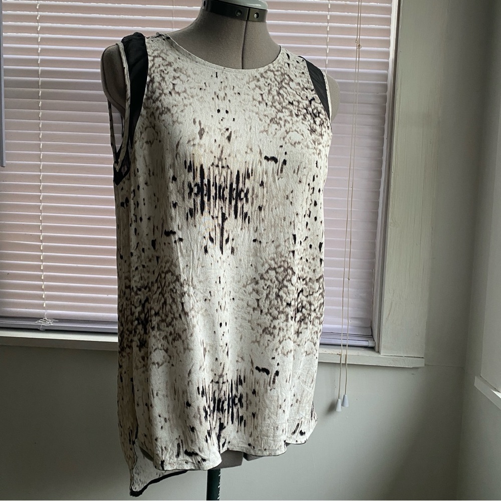 KENAR Y2K White Black Animal Print Sleeveless Flowy Chiffon Blouse Size M